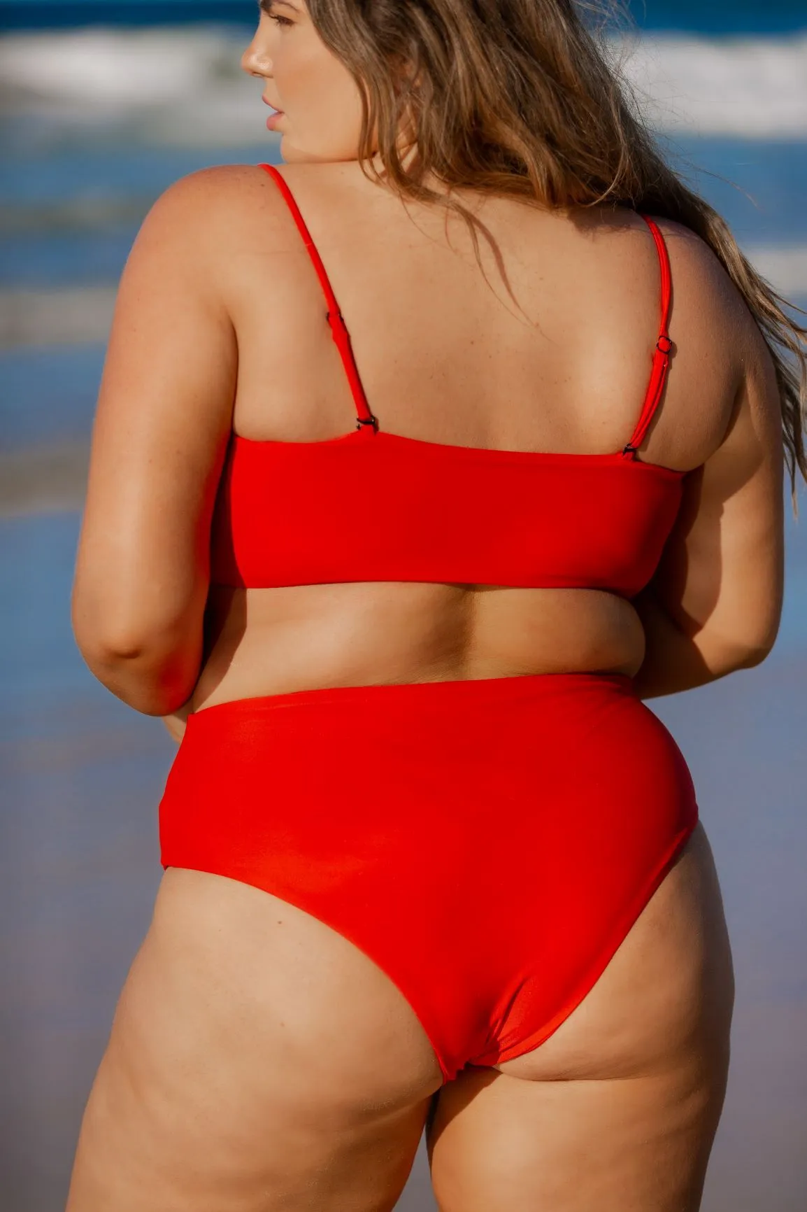 BONITA BIKINI TOP IN CORAL RED