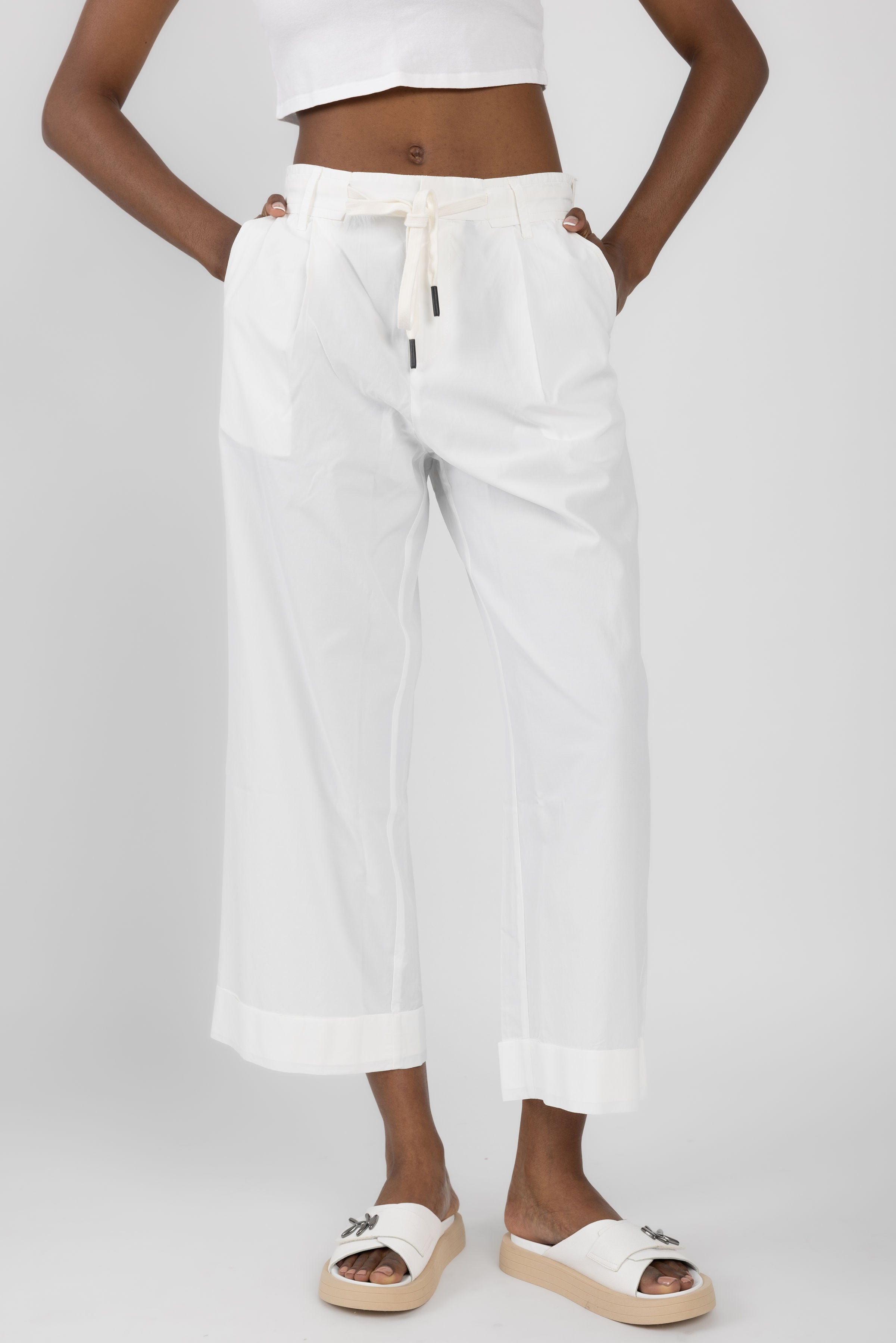 Cropped Pant in White