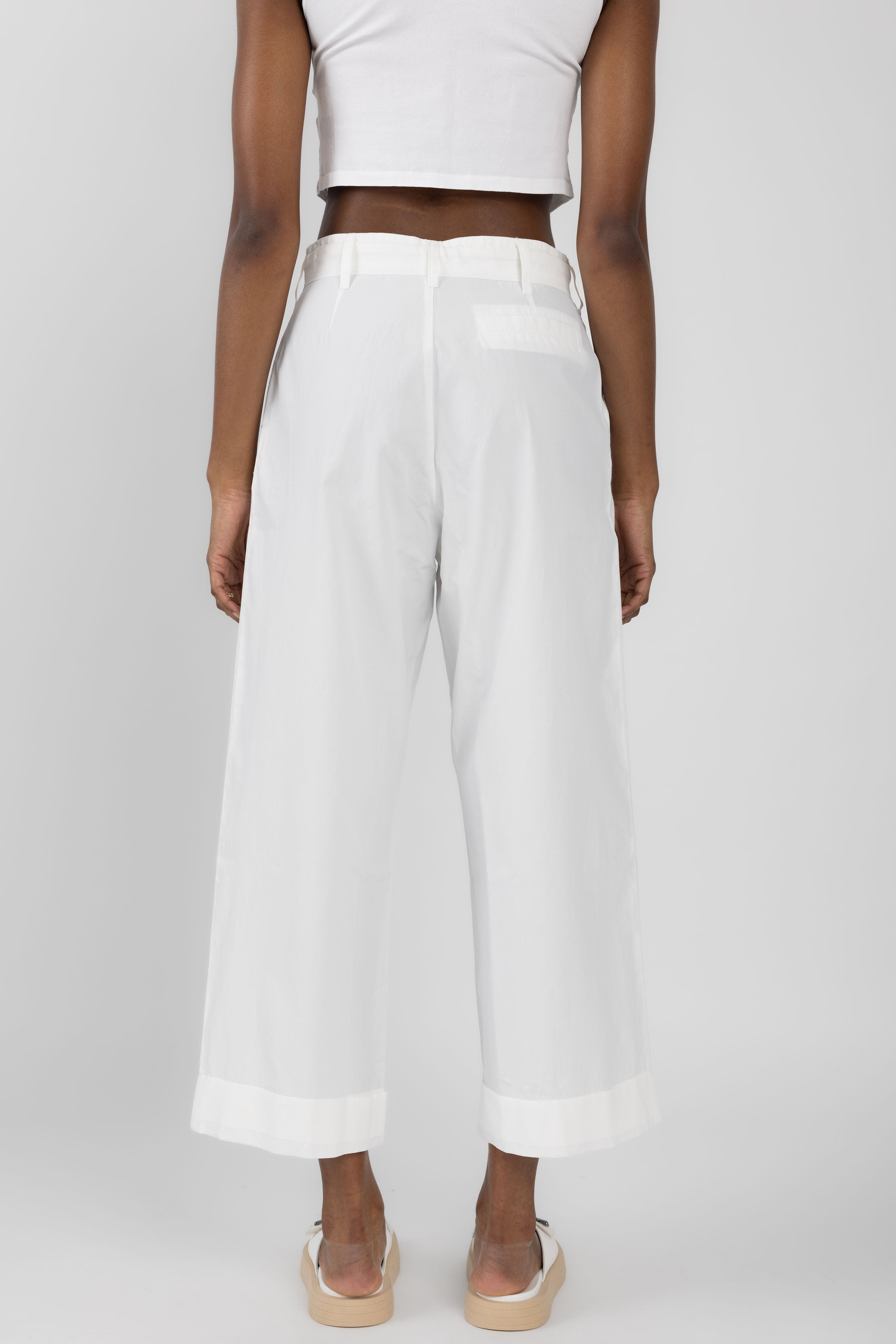 Cropped Pant in White