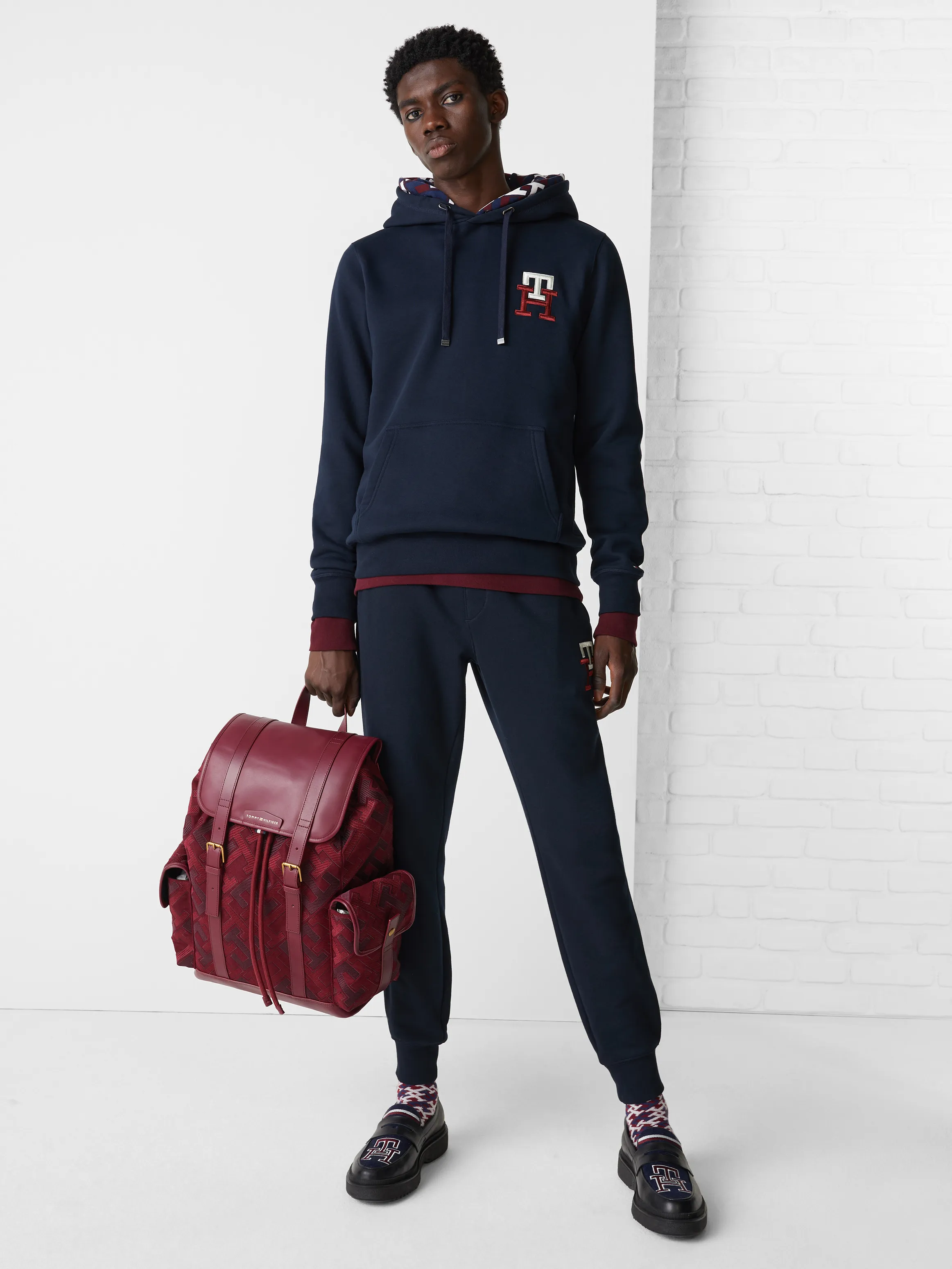 Essential Monogram Hoodie | Sweatshirts & Hoodies | Tommy Hilfiger