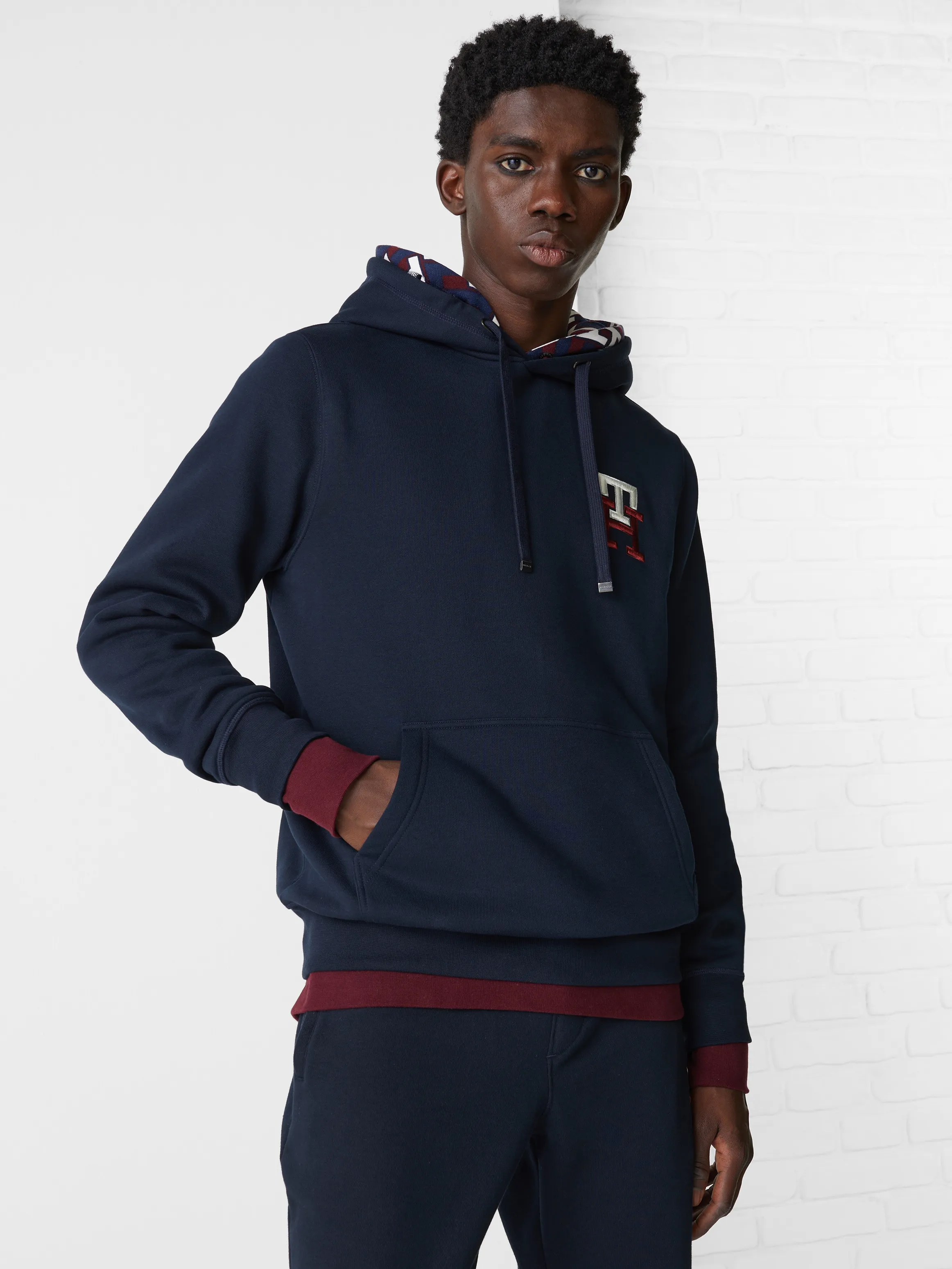 Essential Monogram Hoodie | Sweatshirts & Hoodies | Tommy Hilfiger