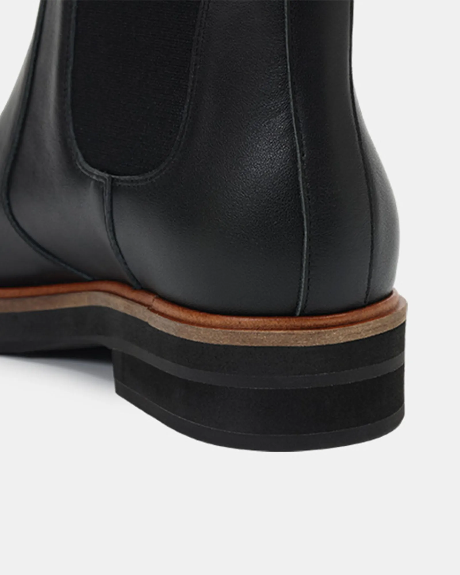 Genesys Leather Chelsea Boots