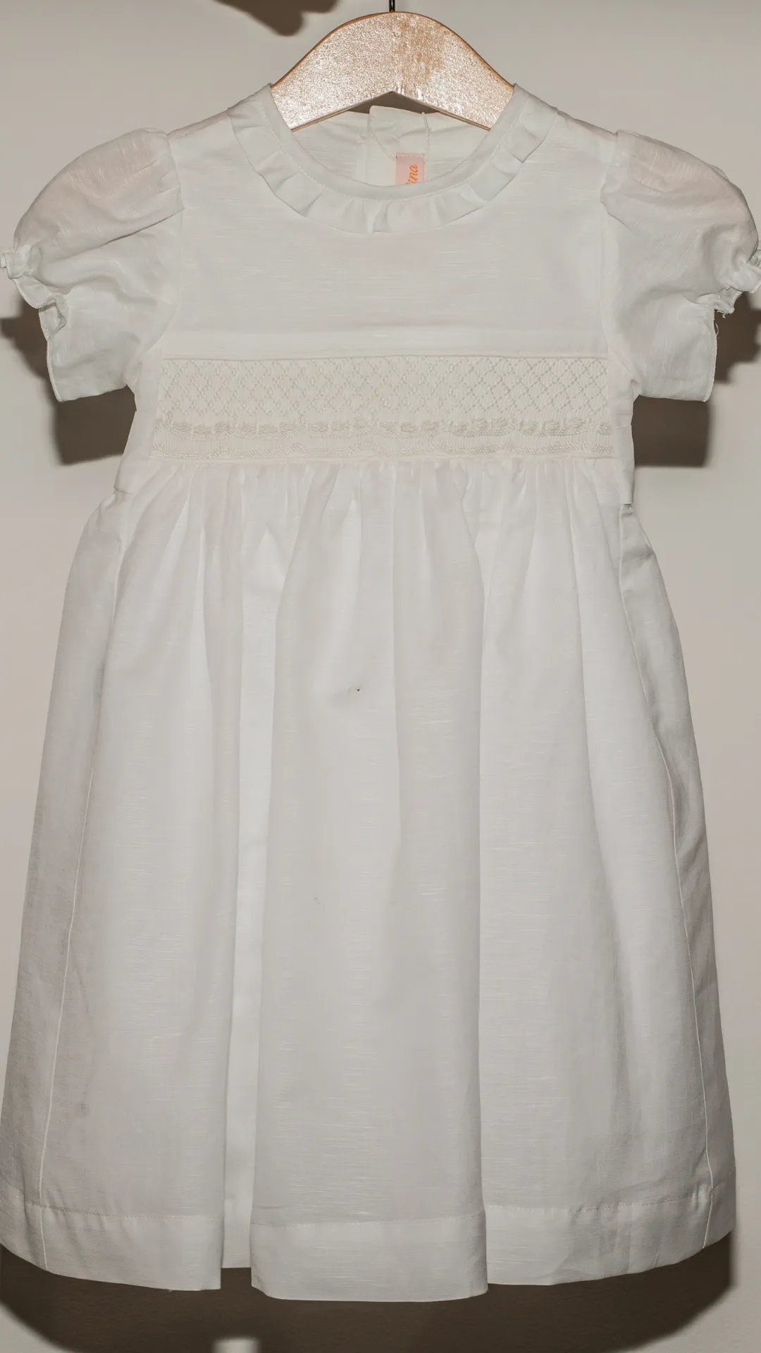 HAND EMBROIDERED DRESS IN ECRU LINEN