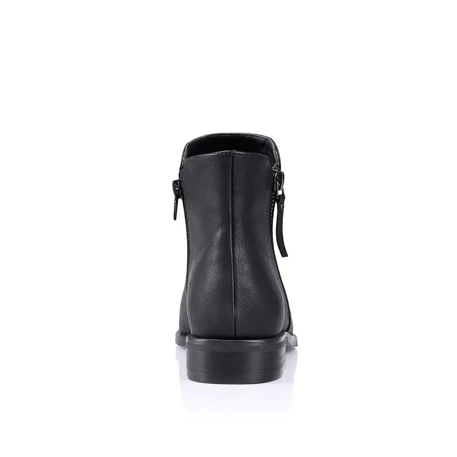 Hawk Ankle Boots - Black Softee