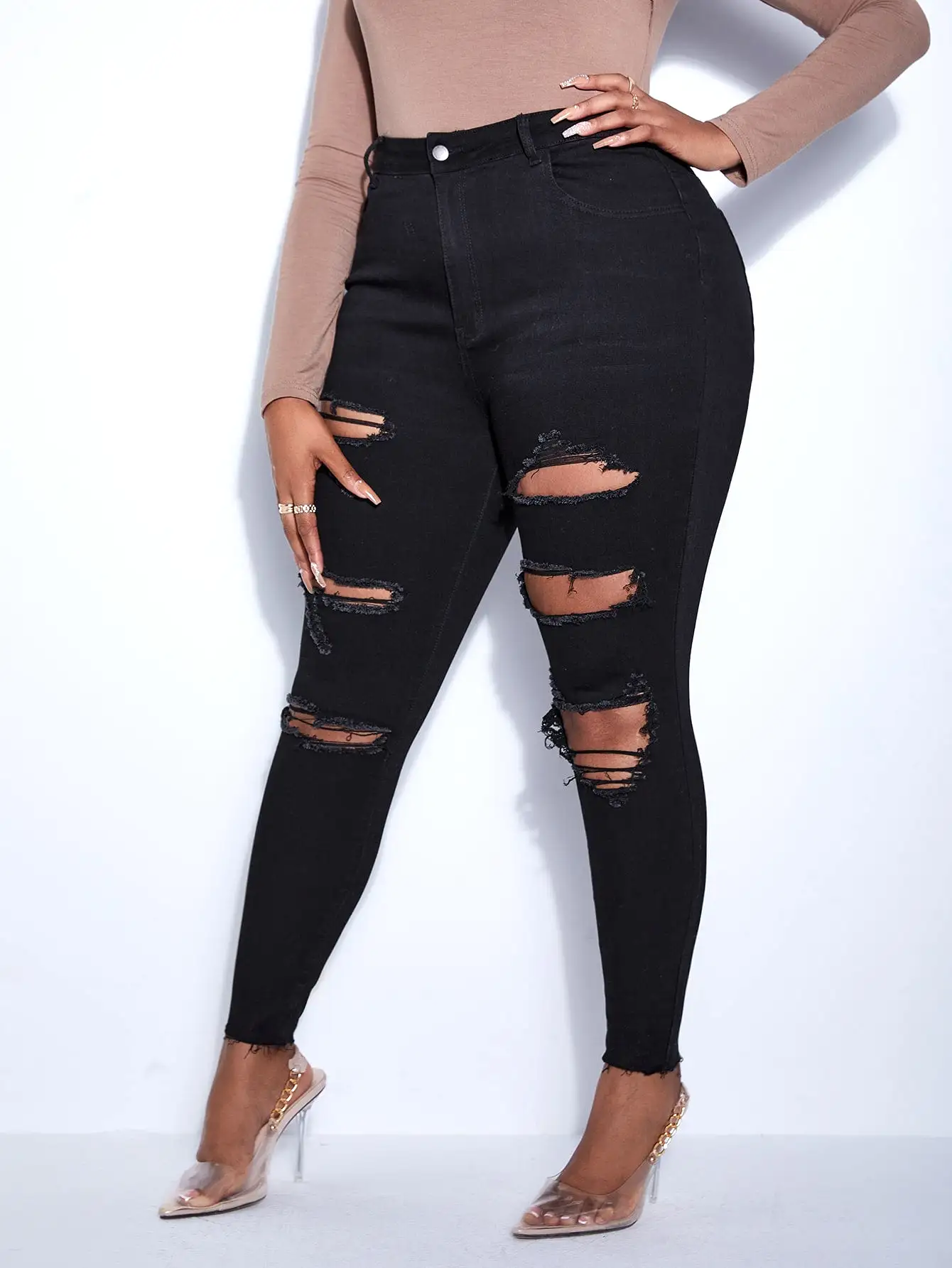 Plus Cut Out Ripped Frayed Skinny Jeans